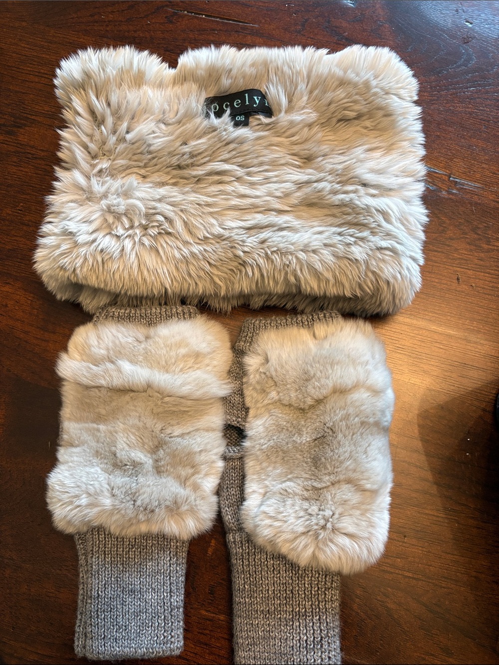 Jocelyn Womens Knitted Rabbit Fur Stretch Cowl Scarf and mittens